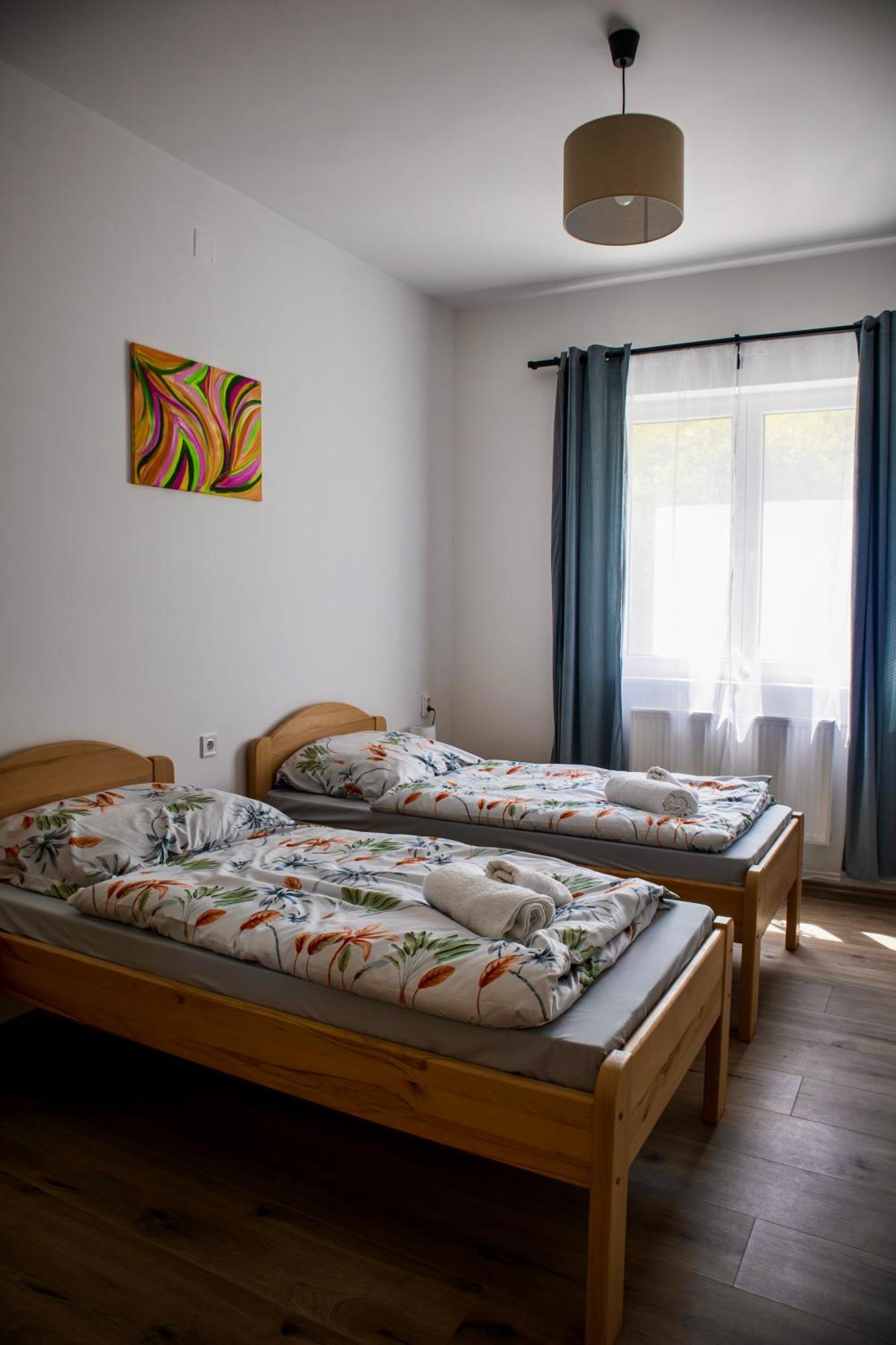 Izisz Apartman Matraterenye Exteriér fotografie
