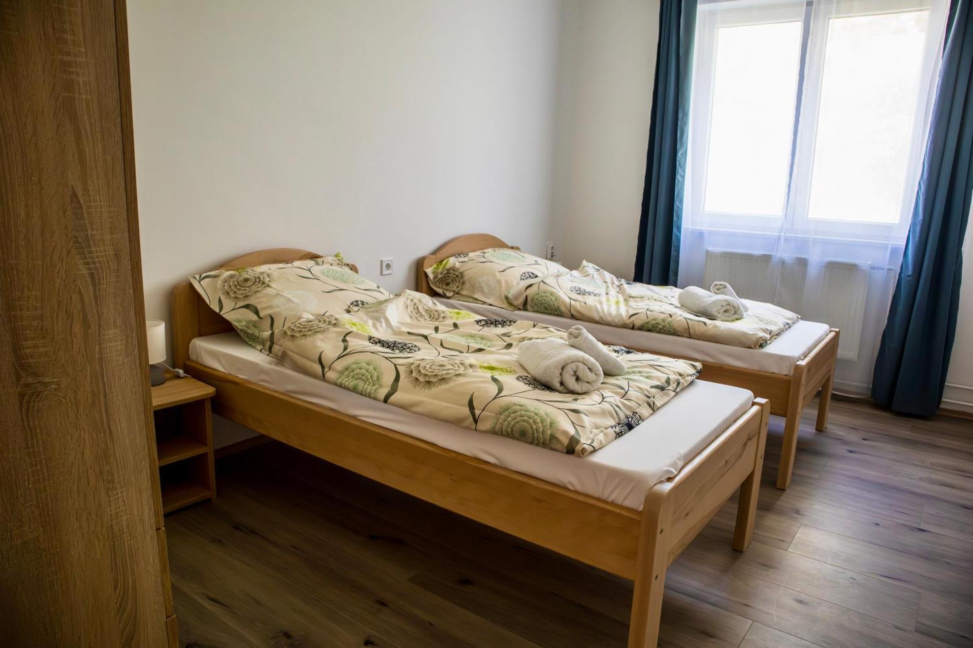 Izisz Apartman Matraterenye Exteriér fotografie