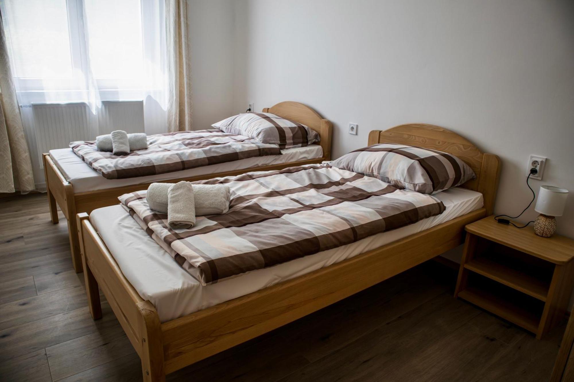 Izisz Apartman Matraterenye Exteriér fotografie