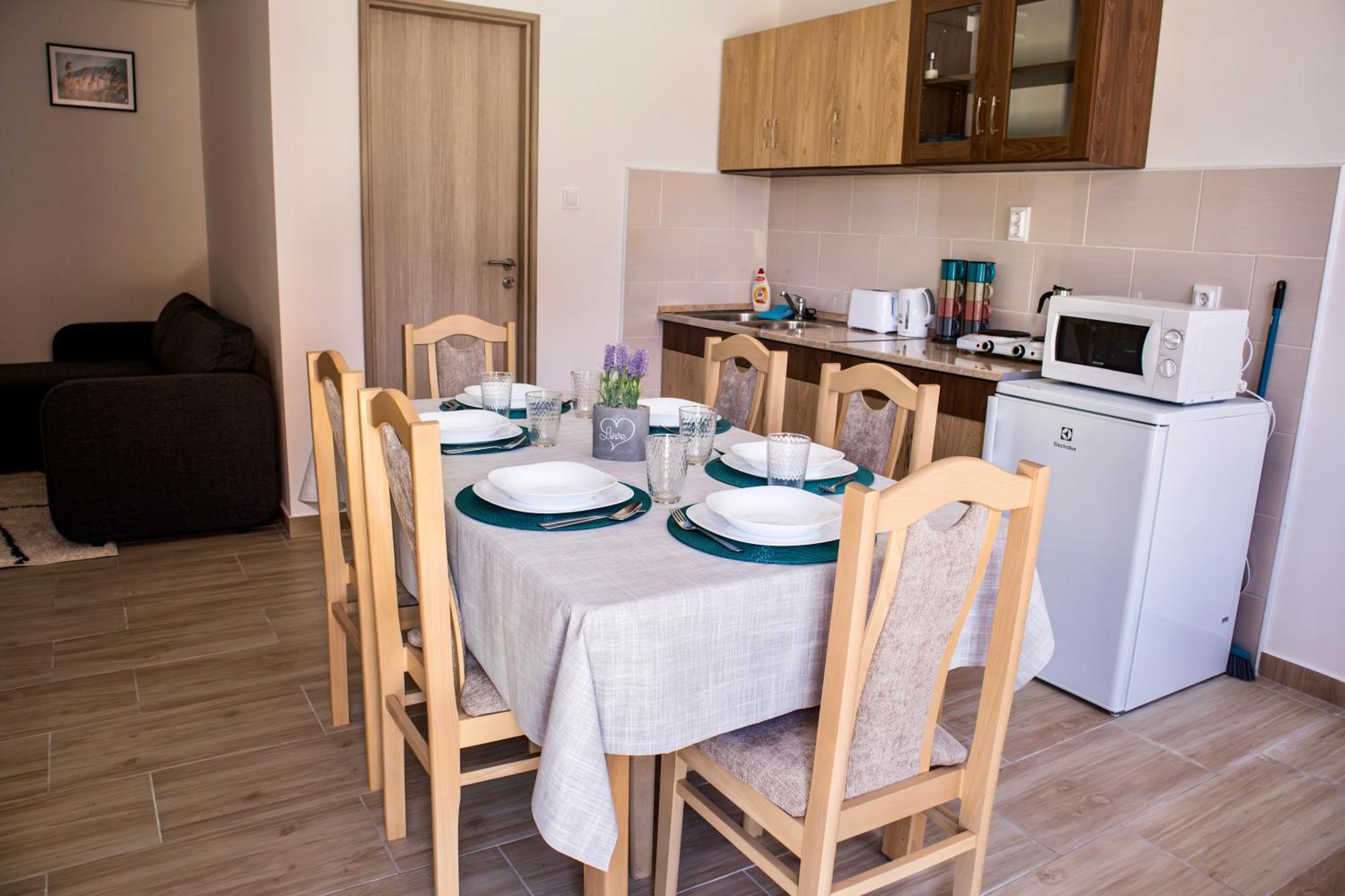 Izisz Apartman Matraterenye Exteriér fotografie
