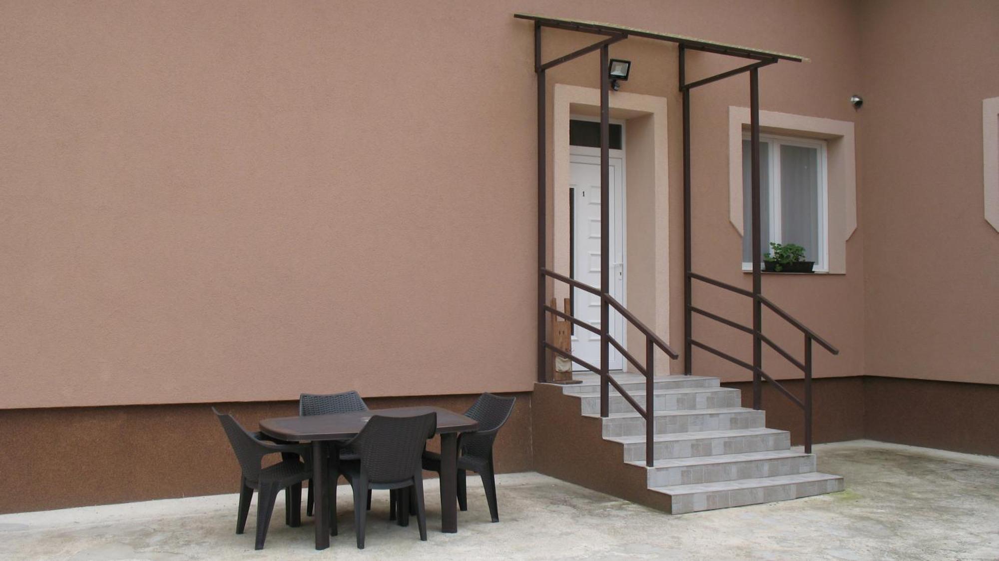 Izisz Apartman Matraterenye Exteriér fotografie